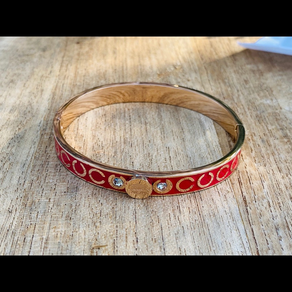 Red bracelet - Picture 4 of 5